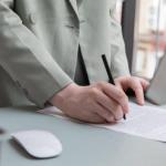 Spółka z o.o. czy działalność gospodarcza? Praktyczne porównanie kosztów, ryzyka i podatków